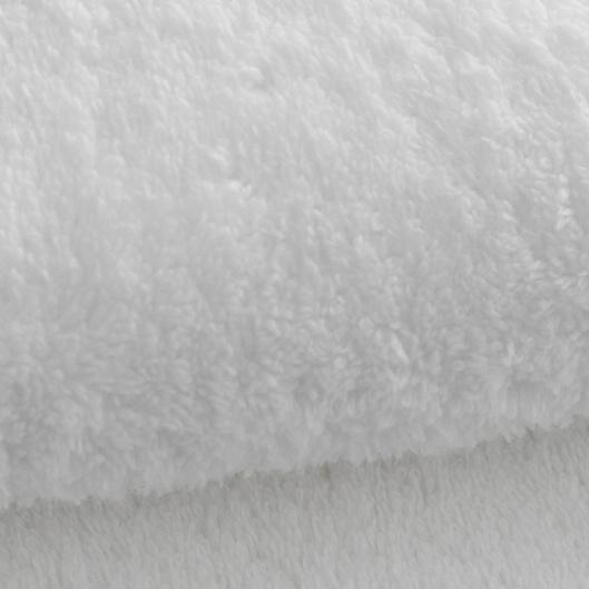 Shampoo, blow out, style